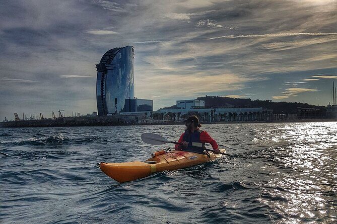 Barcelona Skyline Kayaking Coupled with Delicious Tapas - Who Will Enjoy This Tour?