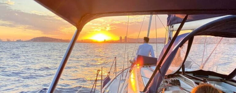 Barcelona: Sunset Boat Trip with Cava Wine and Snacks - Why This Experience Provides Great Value