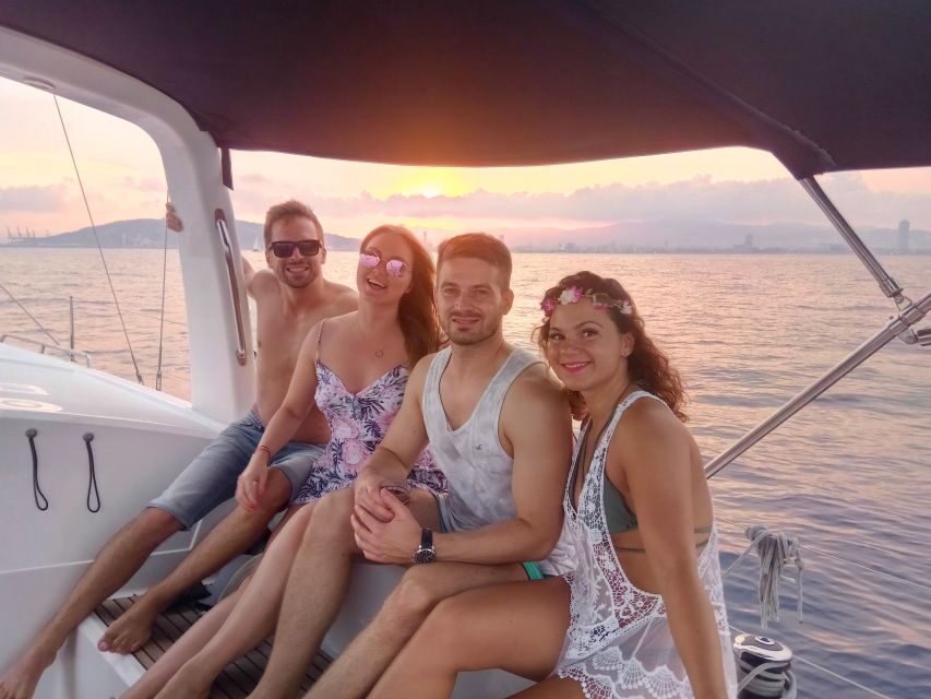 Barcelona: Sunset Sailing Tour with Open Bar & Snacks - An In-Depth Look at the Experience