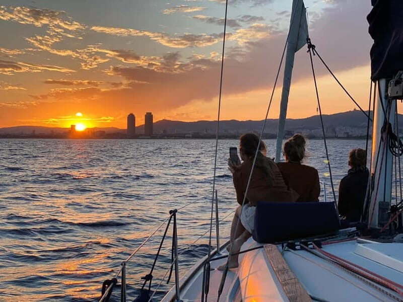 Barcelona: Sunset Skyline Cruise with Cava and Snacks - An In-Depth Look at the Sunset Skyline Cruise in Barcelona