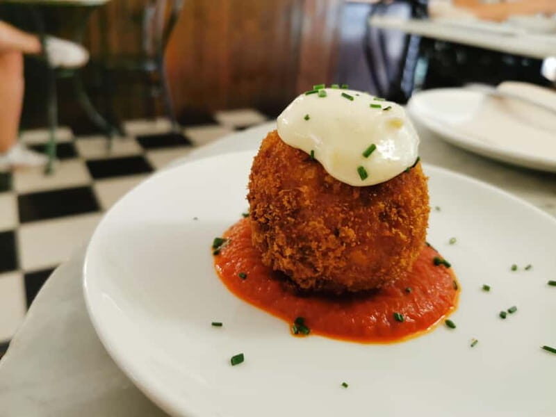Barcelona: Tapas and Wine at the Hidden Bodegas Experience - The Wine and the Paired Experience