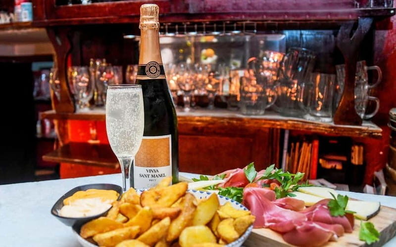 Barcelona Tapas Tastings Food Crawl Walking Tour & VIP Entry - Who Should Consider This Tour?