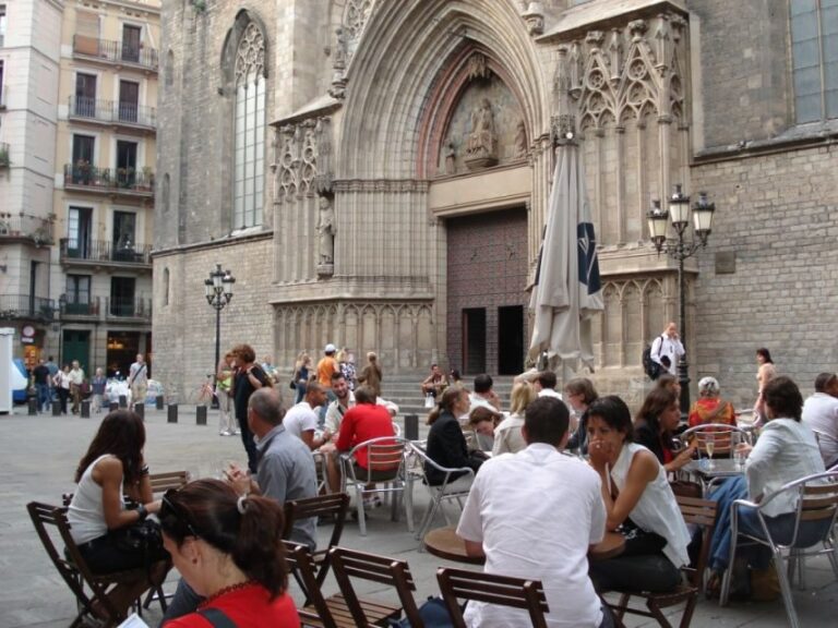 Barcelona: The Cathedral of the Sea Literary Walking Tour - Who Will Love This Tour?