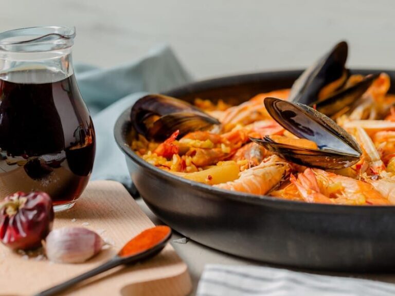 Barcelona: Tour: Mussels, Rice Plantation and Paella - Exploring the Day Step-by-Step: From Land to Sea and Back
