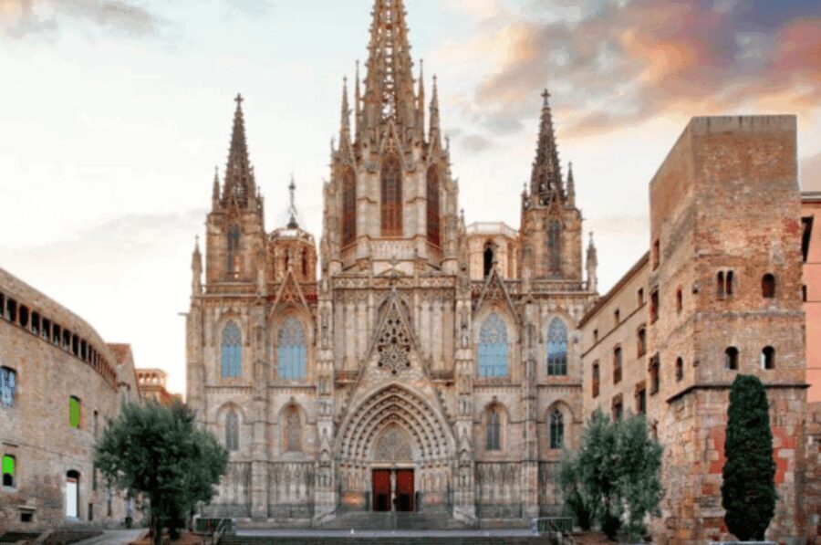 Barcelona Walking Tour Old Town's Hidden Gems - Practical Details and What to Expect