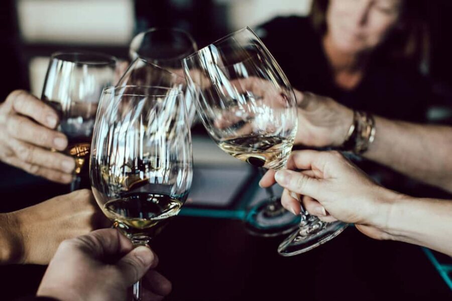 Barcelona: Wine Tasting very close to La Sagrada Familia - An In-Depth Look at the Experience