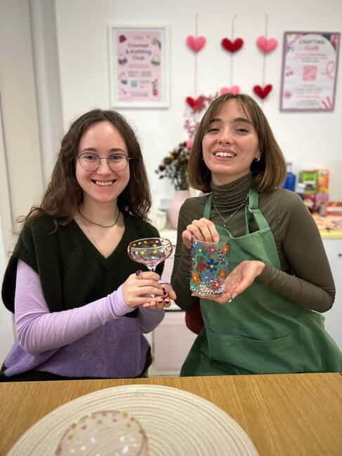 Barcelona: Women's Craft Night with Wine and Nibbles - Why It’s Worth Considering