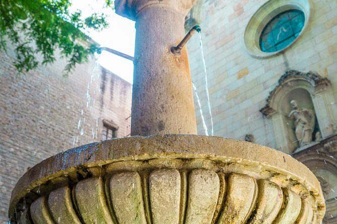 Barcelona's Jewish Quarter Private Walking Tour - Starting Point and Overall Experience