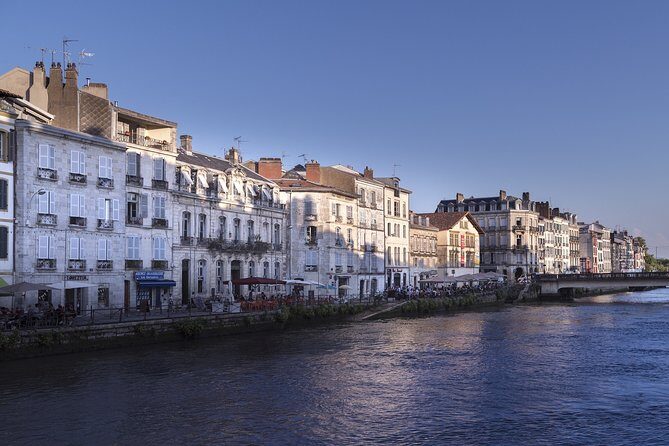 Bayonne Private Walking Tour With A Professional Guide - A Detailed Look at the Bayonne Private Walking Tour