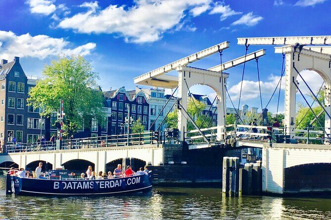 Beautiful (Open Boat) Canal Cruise in Amsterdam Open Bar included - Why This Tour Offers Good Value