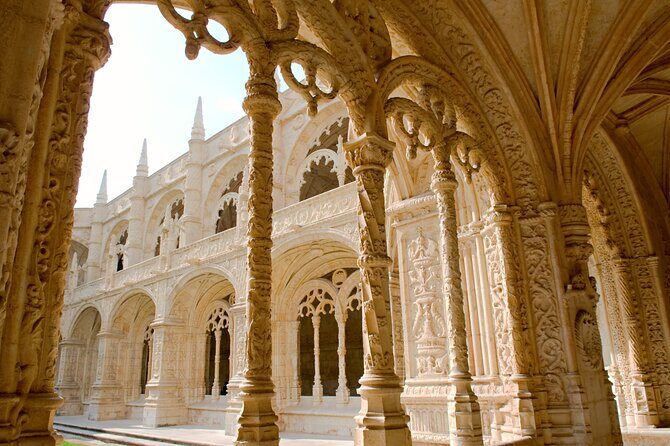 Belem Private Day Trip: History, Heritage & Local Tasting - What Does This Tour Offer in Terms of Value?