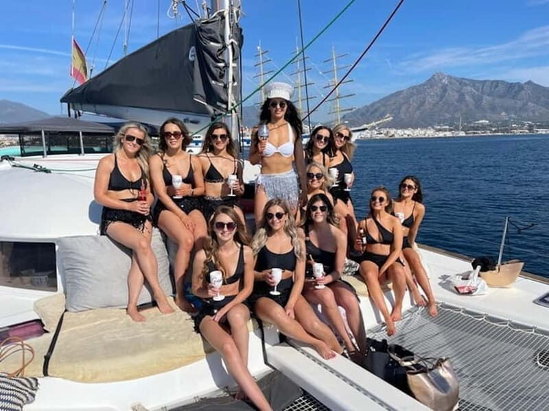 Benalmádena: Catamaran with dolphin watching and drinks - Who Is This Tour Ideal For?