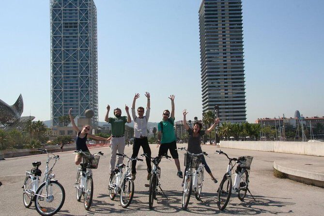 Best of Barcelona Highlights Bike Tour in Small-Group or Private tour - A Detailed Look at the Best of Barcelona Highlights Bike Tour