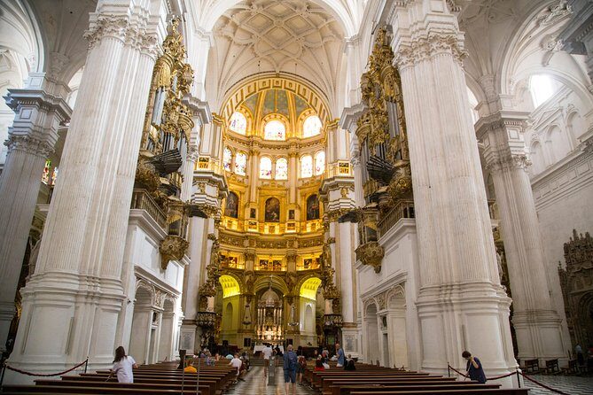 Best of Granada guided tour - A Deep Dive into the Experience