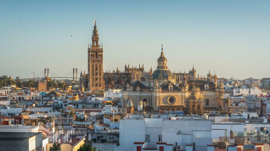 Best of Seville: Private Walking Tour with Local - Itinerary Breakdown