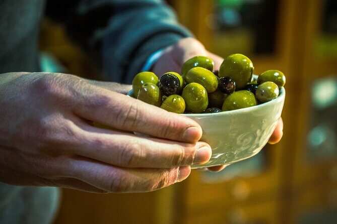 Beyond the Barrel: From Decadent to Down-home in the Heart of Porto - The Sum Up