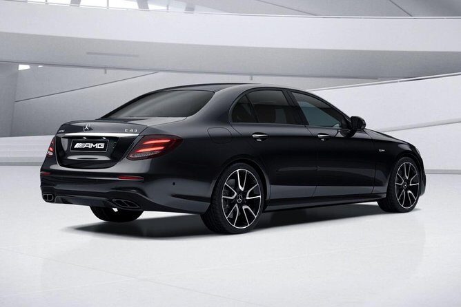 Bilbao Airport Transfers : Bilbao City to Bilbao Airport BIO in Business Car - Who Is This Tour Best For?