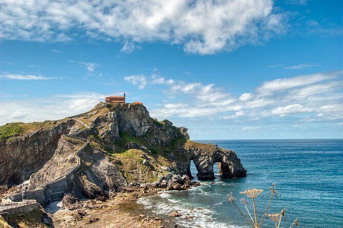 Bilbao: Gaztelugatxe, Bermeo, Mundaka and Gernika with Txakoli - Who Should Consider This Tour?