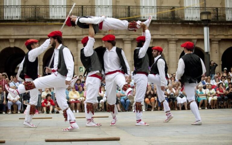 Bilbao old town walking tour - Authentic Insights from Fellow Travelers