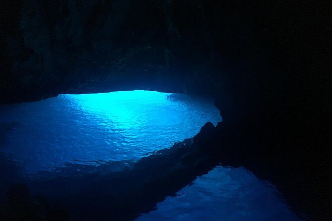 BLUE CAVE & 5 islands tour from Hvar - FAQ - Practical Questions Answered