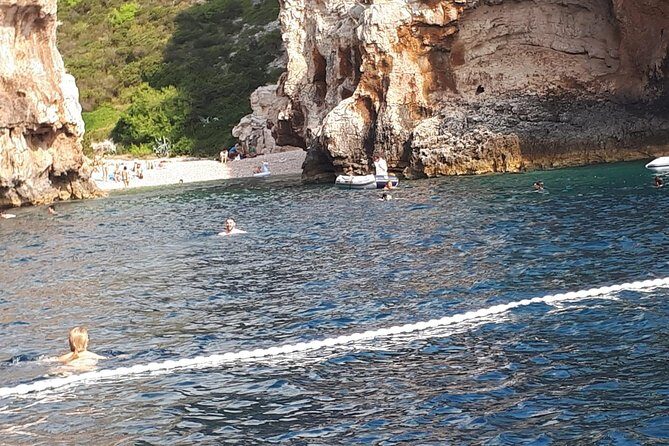 Blue Cave and Hvar island - five island tour from Split - Practical Details: Timing, Group Size, and Booking