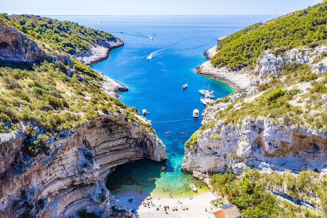 Blue Cave, Hvar, Vis and Pakleni Islands Group Speedboat Tour - Transportation and Group Size
