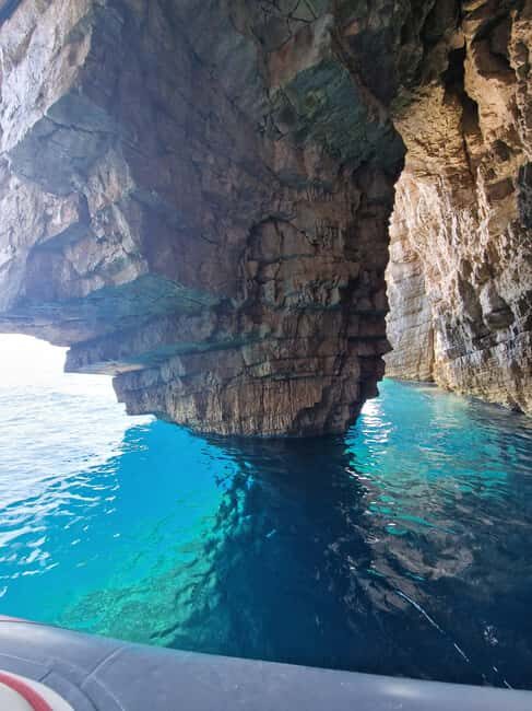 Blue cave private tour from Hvar - Whats Included and Whats Not?