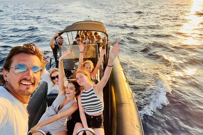Blue Lagoon Tour from Split with Bottled Water and Wine Included