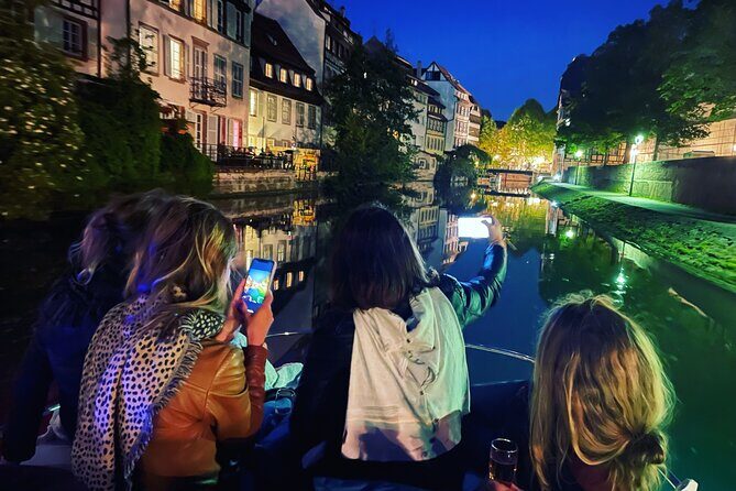 BOAT ALSACE Visit Strasbourg in a private boat + Captain - FAQ
