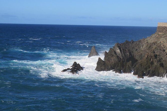 Boat Excursion to visit underwater lava tongues - Who Will Love This Experience?