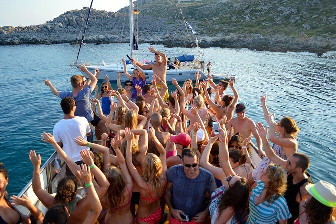 Boat Party Cruise with Live DJ - An in-depth look at the Rhodes boat party experience