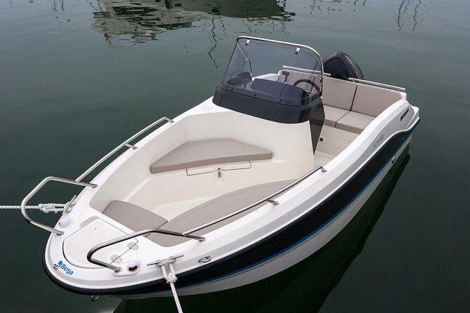 Boat rental without license - B450 'Theia' (4p) - Can Pastilla - Detailed Breakdown of the Experience