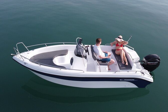 boat trip without a license to the Lérins Islands - An In-Depth Look at the Experience