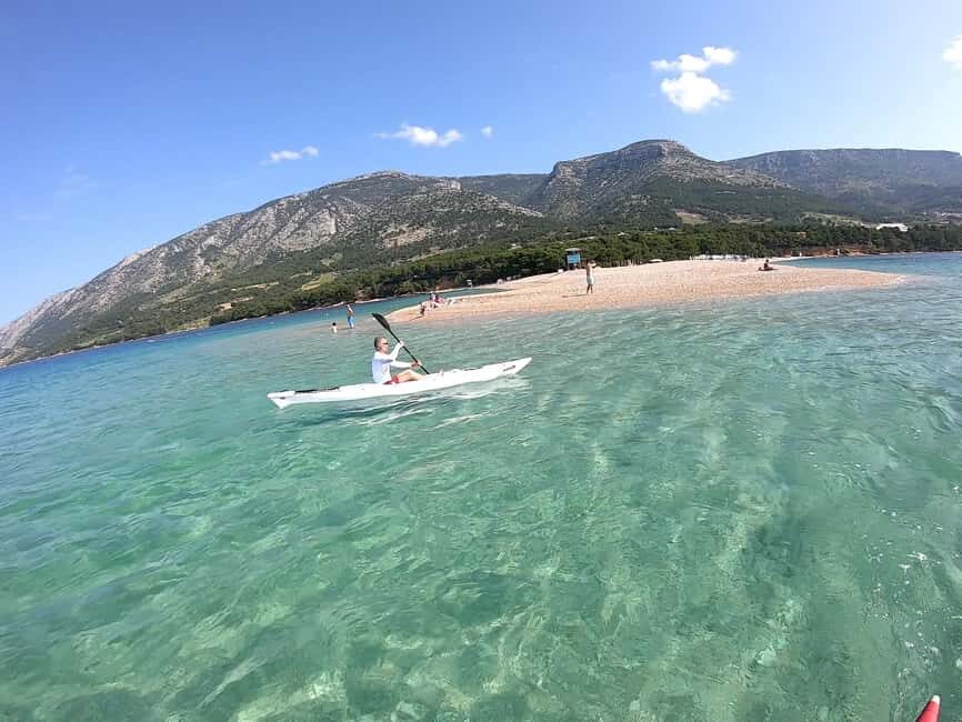 Bol: Zlatni Rat Beach Kayak Tour with Snorkeling