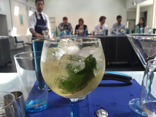 Bombay Sapphire Gin Distillery Tour and Cocktail - Who Will Love This Tour?