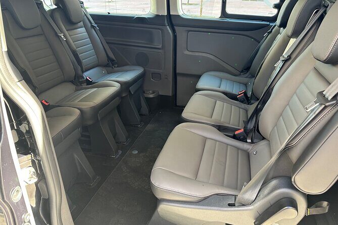 Book Private transfer from Barcelona airport to City - Frequently Asked Questions