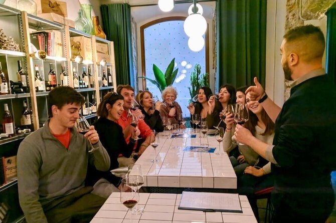 Born to Eat: Gourmet Tapas & Wine Small Group Tour in Old Barcelona - Practical Details: What to Expect