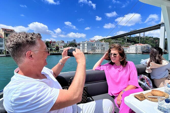 Bosphorus Yacht Cruise Experience: Visit the Asian Side - A Deep Dive into the Experience