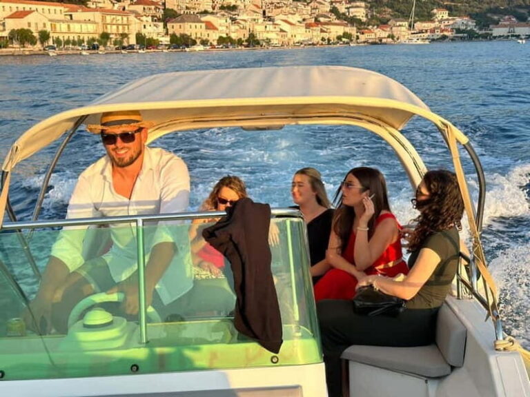 Bra: Adriatic Boat Tour with Vruja Bay and Brela Stone - An In-Depth Look at What to Expect