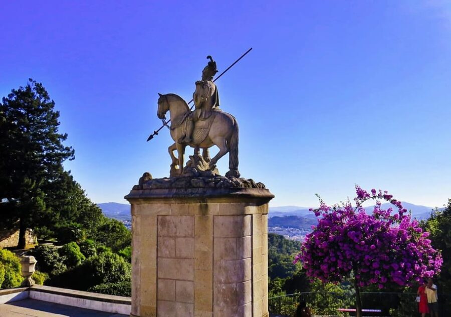 BRAGA E GUIMARÃES: Historical Private Tour from Porto - Who Will Love This Tour?