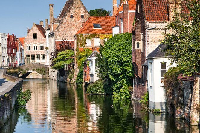 Bruges Day Tour from Paris by minivan - Detailed Review of the Bruges Day Tour from Paris