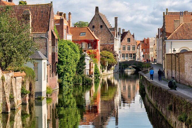 Bruges Small-group Full-day trip by Minivan from Paris - A Deep Dive into the Bruges Day Trip