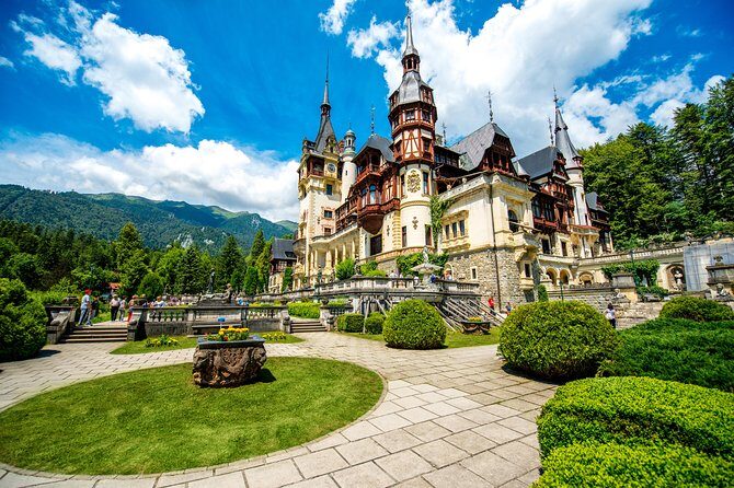 Bucharest to Dracula Castle, Peles Castle and Brasov Guided Tour - FAQ