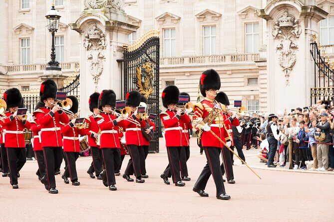Buckingham Palace Entrance Ticket & Changing of the Guard Tour - What You Should Know Before Booking