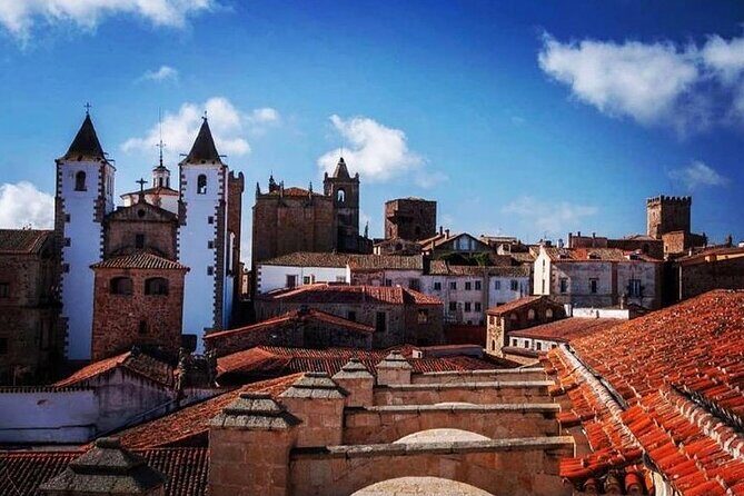 Cáceres essential - What Do the Reviews Say?