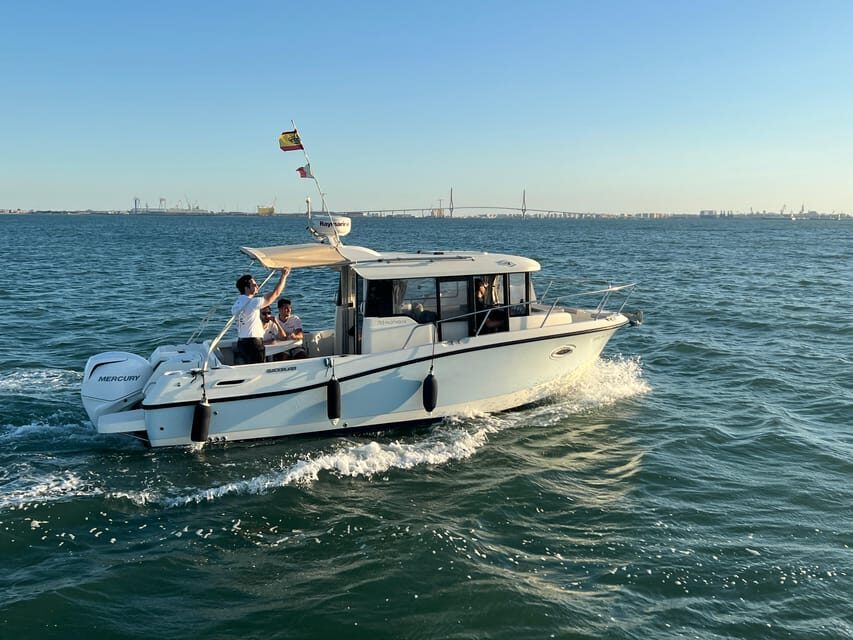 Cadiz Bay: 3 hours tour in a private boat in the Cadiz Bay