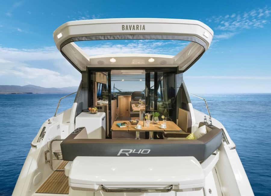 Cádiz: Bay of Cádiz Luxury Motor Boat Cruise - Exploring Cádiz from the Water: A Detailed Review