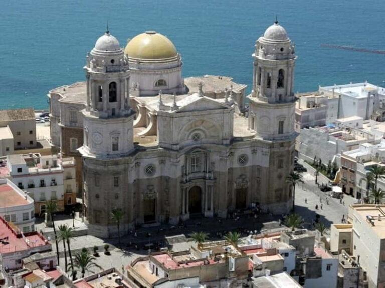 Cadiz: Enigmas City Tour - Detailed Breakdown of the Enigmas and Stories