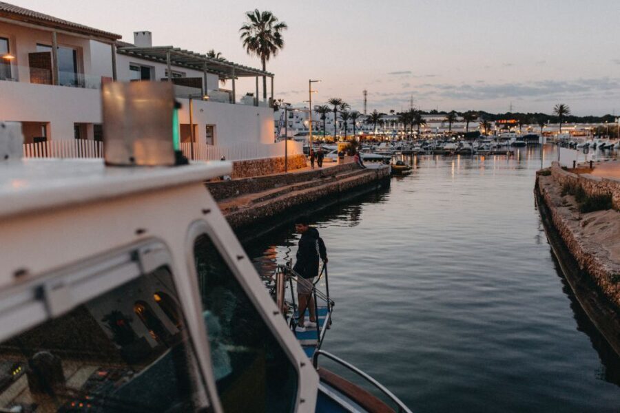 Cala'n Bosch: 2-Hour Sunset Sightseeing Tour - Practical Tips for Your Sunset Cruise