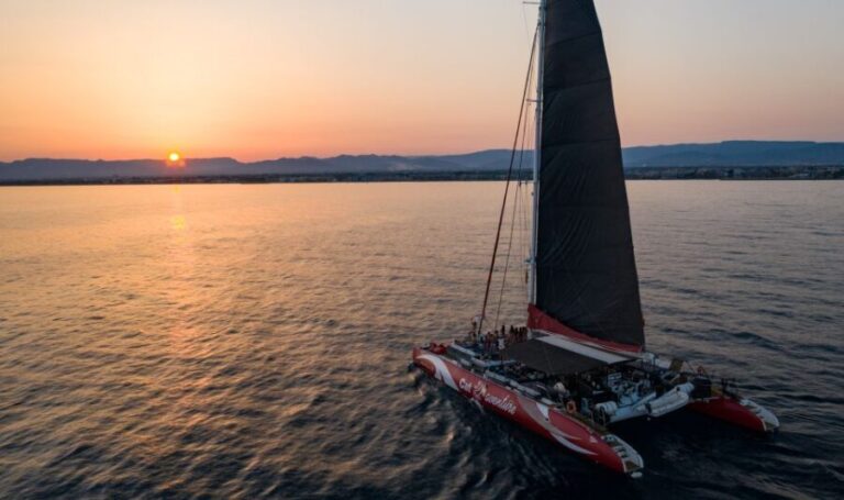 Cambrils: Sunset Catamaran Cruise & Drinks w/ Sunbed - Details That Matter to You